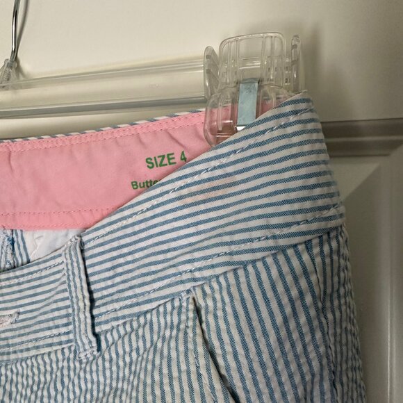 Lilly Pulitzer Buttercup Scalloped Shorts in Blue Seersucker, size 4 - Picture 4 of 5